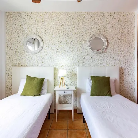 Sounds Of The Dunes Villa *