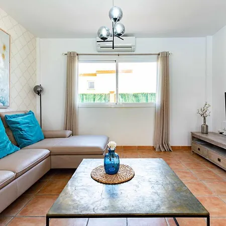 Sounds Of The Dunes Villa